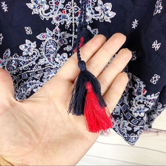 LUQ Navy Paisley Print Tassel Bohemian Top Sz XXL - Picture 5 of 8